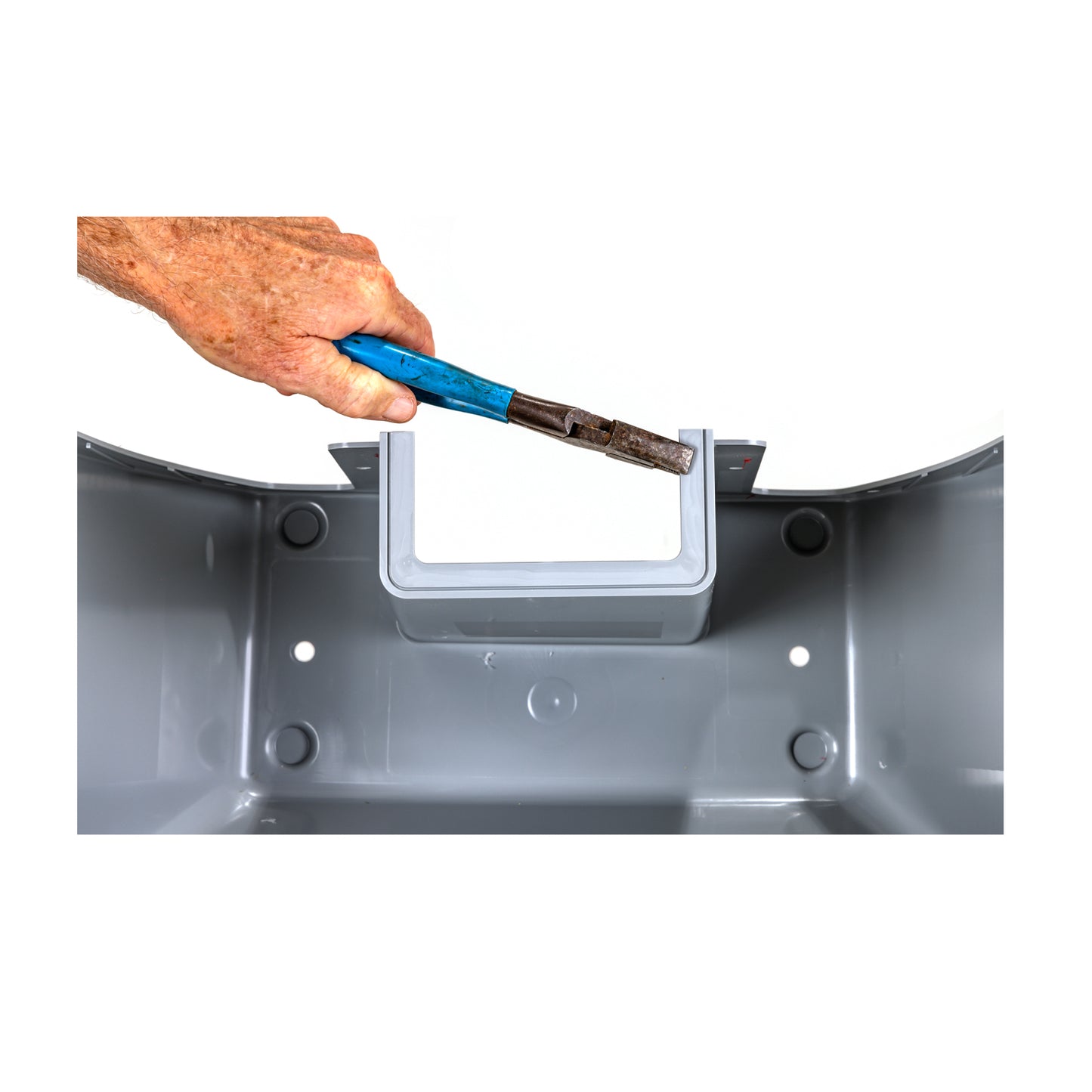 Grey SnapPot® pull out Feature for Adjustable Fit